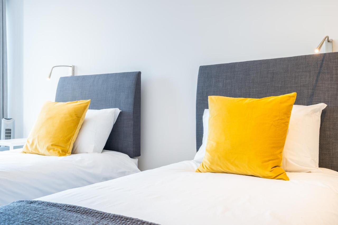 St Albans 2 Bed Luxury City Apartment, 5 Mins Walk To Train & Allocated Parking 外观 照片